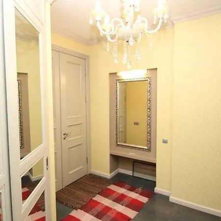 250 Chemin Arene Cros *